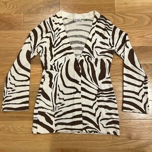 Vera Bell-sleeve Cashmere Sweater